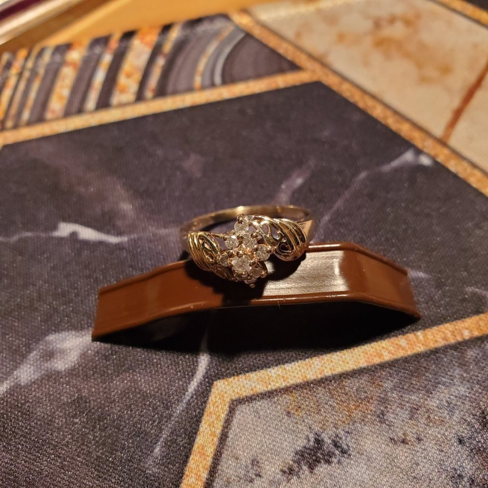 DIAMOND RING 14KT GOLD - Picture 11 of 11